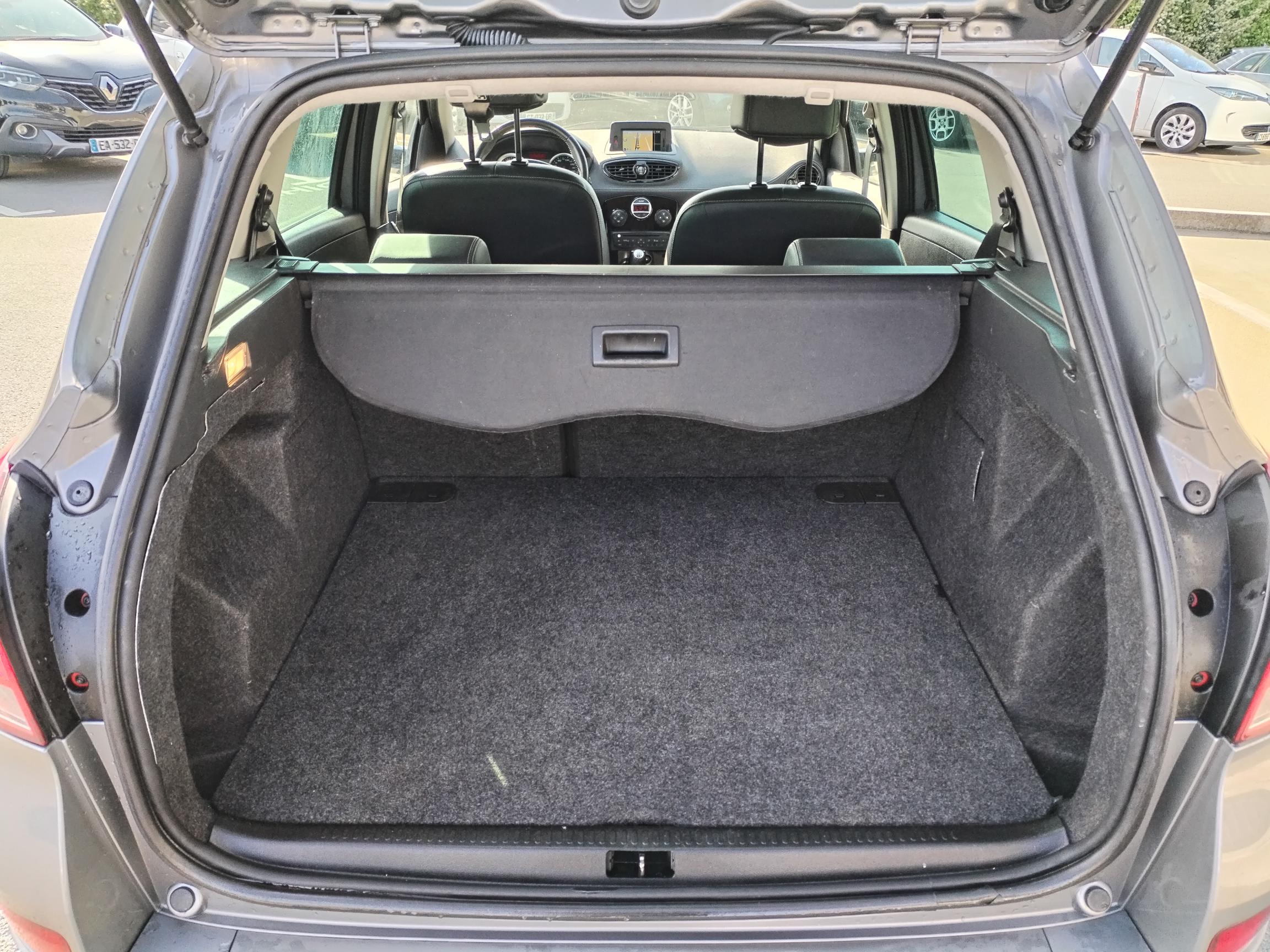 RENAULT  CLIO III ESTATE